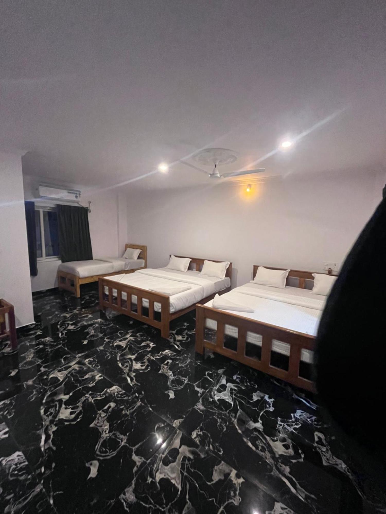 Anand Beach Guesthouse By Moonrocks Mamallapuram Eksteriør billede